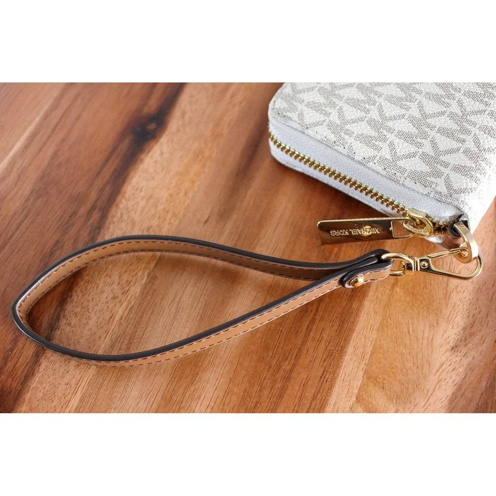 Michael Kors Jet Set Travel Wallet Brown MK Logo Zip Around Continental Wristlet
